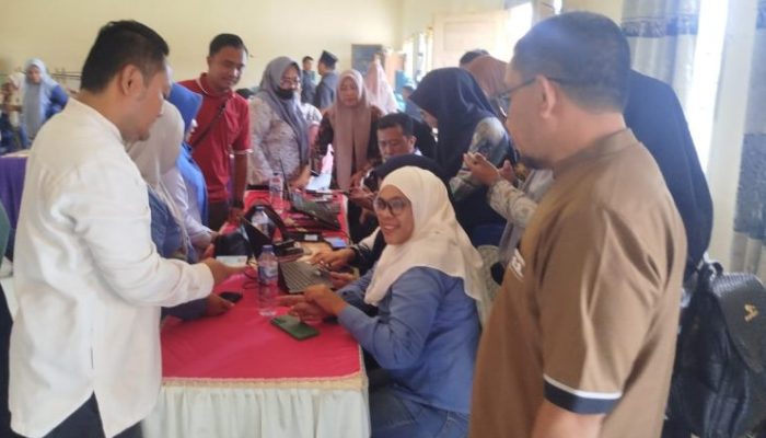 Akses Bansos Makin Mudah dan Tepat Sasaran, Dukcapil Kabgor Masifkan Aktivasi IKD bagi Aparat Desa